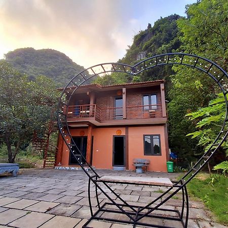 Tam Coc Moutainside Homestay Ніньбінь Екстер'єр фото
